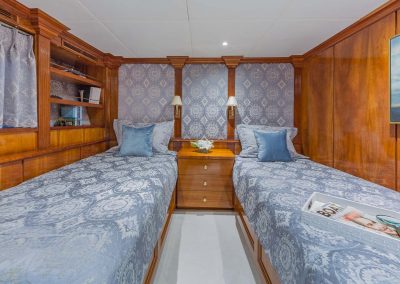 ariadne-charter-superyacht-guest-cabin-42