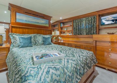 ariadne-charter-superyacht-king-guest-cabin-45 copy